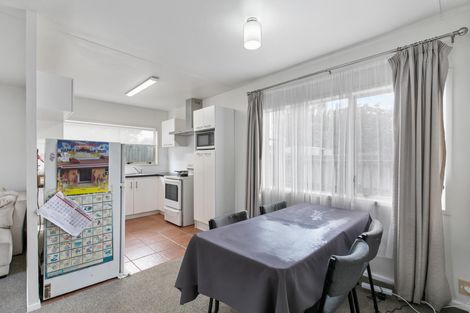 Photo of property in 11a Bill Phillip Place, Clendon Park, Auckland, 2103