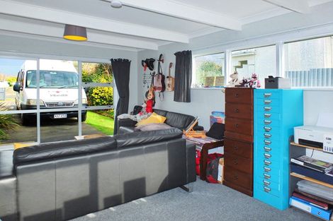 Photo of property in 28 Ladys Mile, Foxton, 4814