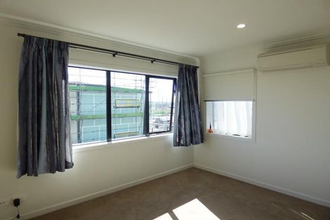 Photo of property in 14 Grey Warbler Road, Hobsonville, Auckland, 0616