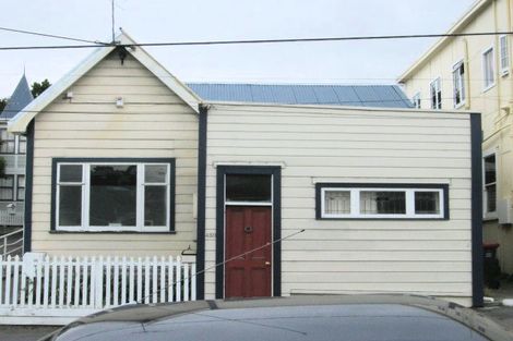 Photo of property in 480 Adelaide Road, Berhampore, Wellington, 6023