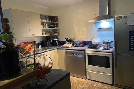 Photo of property in 186 Newlands Road, Newlands, Wellington, 6037