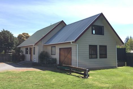 Photo of property in 3 Clarke Grove, Richmond Heights, Taupo, 3330