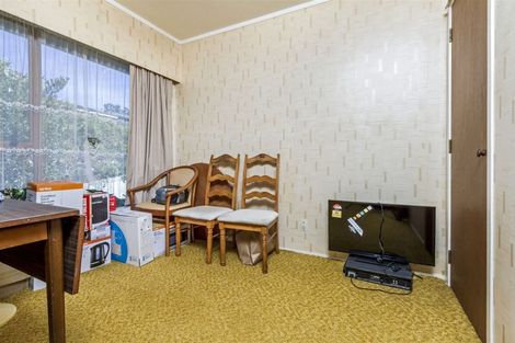 Photo of property in 2/92 Glamorgan Drive, Torbay, Auckland, 0630