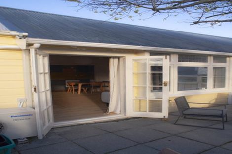 Photo of property in 77 Nairn Street, Mount Cook, Wellington, 6011