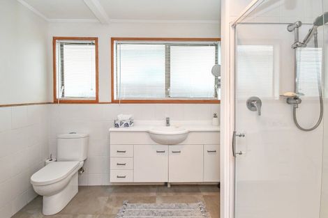 Photo of property in 13 Fiesta Drive, Half Moon Bay, Auckland, 2012