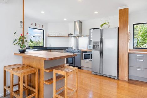 Photo of property in 398 Cove Road, Waipu, 0582