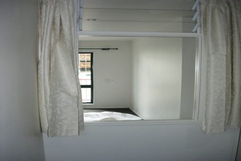 Photo of property in Courtenay Apartments, 406/120 Courtenay Place, Te Aro, Wellington, 6011