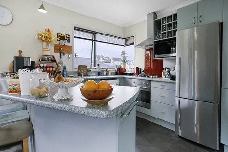 Photo of property in 83 Oranga Street, Westown, New Plymouth, 4310