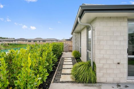 Photo of property in 1 Te Wharo Drive, Papamoa, 3118