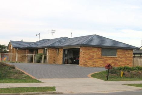 Photo of property in 5 Rochester Place, Nawton, Hamilton, 3200