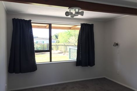 Photo of property in 3 Clarke Grove, Richmond Heights, Taupo, 3330