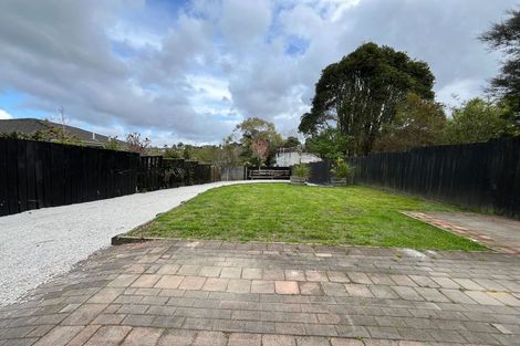 Photo of property in 25 Geoffrey Road, Torbay, Auckland, 0630