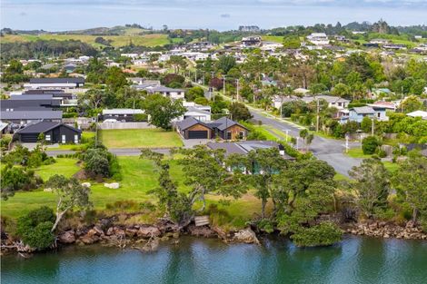 Photo of property in 2 William Gilbert Drive, Mangawhai, 0505