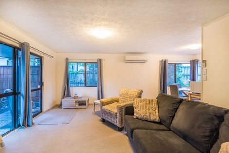 Photo of property in 2/13 Crail Court, Totara Heights, Auckland, 2105