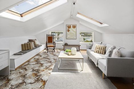 Photo of property in 46 Central Terrace, Kelburn, Wellington, 6012