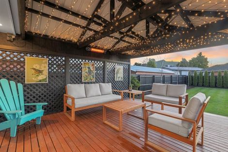 Photo of property in 10 Pahau Place, Cracroft, Christchurch, 8025