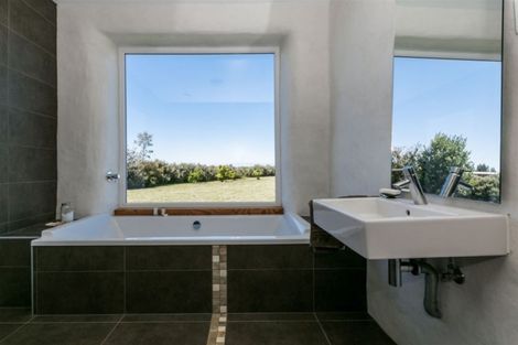 Photo of property in 226 Riverbend Road, Meeanee, Napier, 4110