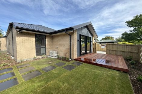 Photo of property in 95a Rattray Street, Riccarton, Christchurch, 8041