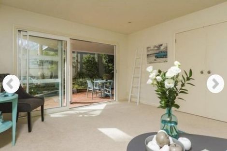 Photo of property in 2/24 Rangitoto Terrace, Milford, Auckland, 0620