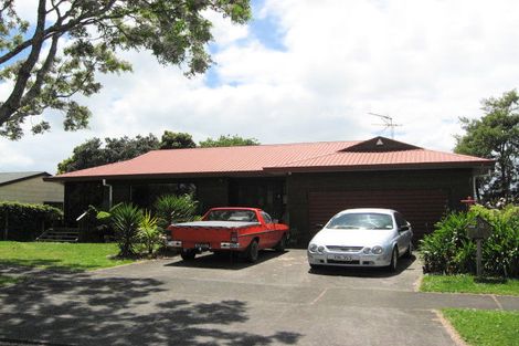 Photo of property in 12 Gardone Terrace, Conifer Grove, Takanini, 2112