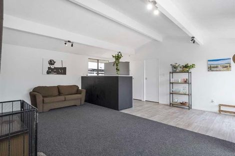 Photo of property in 27b Lyn Grove, Papamoa Beach, Papamoa, 3118