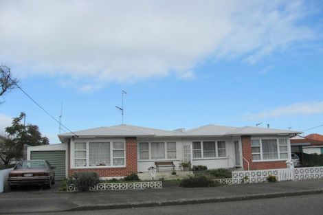 Photo of property in 27 York Street, Levin, 5510