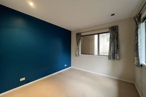 Photo of property in 19 East Coast Road, Milford, Auckland, 0620