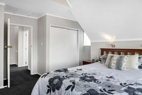 Photo of property in 4 Charisma Court, Kelvin Grove, Palmerston North, 4414