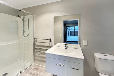 Photo of property in 25 Akoranga Place, Hornby, Christchurch, 8042