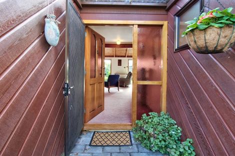 Photo of property in 2/12 Arahoe Road, New Lynn, Auckland, 0600