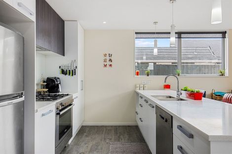 Photo of property in 24 Lonsdale Street, New Brighton, Christchurch, 8083