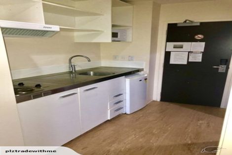 Photo of property in Empire Apartments, 1520/21 Whitaker Place, Grafton, Auckland, 1010