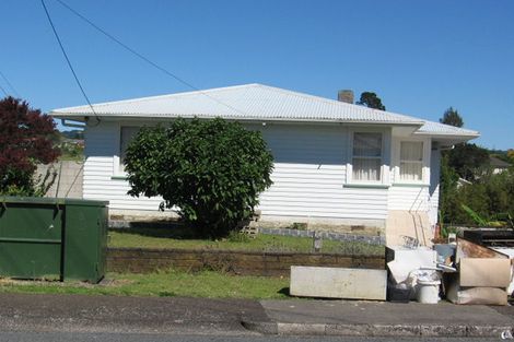 Photo of property in 14 Kiernan Place, Kelston, Auckland, 0602