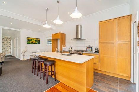 Photo of property in 16 Oriental Street, Petone, Lower Hutt, 5012