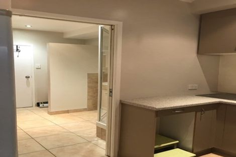 Photo of property in 2/22 School Road, Te Atatu South, Auckland, 0610