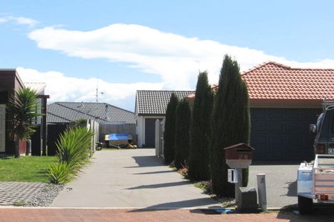 Photo of property in 28 Araroa Place, Papamoa Beach, Papamoa, 3118