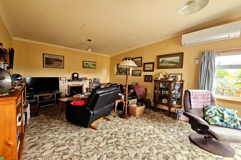 Photo of property in 50 Portal Street, Durie Hill, Whanganui, 4500