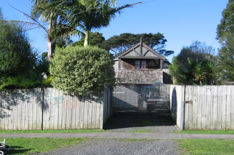Photo of property in 2a Candia Road, Swanson, Auckland, 0612