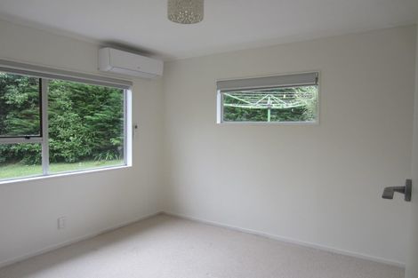 Photo of property in 12 Florio Terrace, Tawa, Wellington, 5028