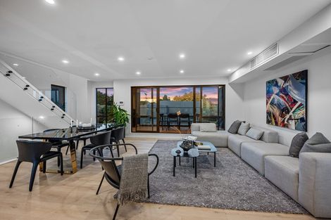 Photo of property in 13a Dominion Street, Takapuna, Auckland, 0622