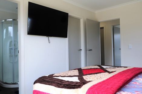 Photo of property in 55 Buddle Road, Wallaceville, Upper Hutt, 5018