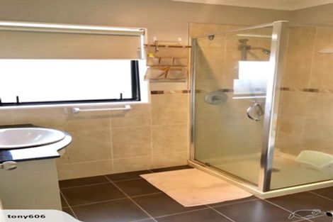 Photo of property in 13 Malahide Drive, Flat Bush, Auckland, 2019