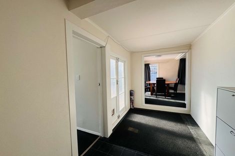 Photo of property in 21 Vernon Avenue, Takaro, Palmerston North, 4412