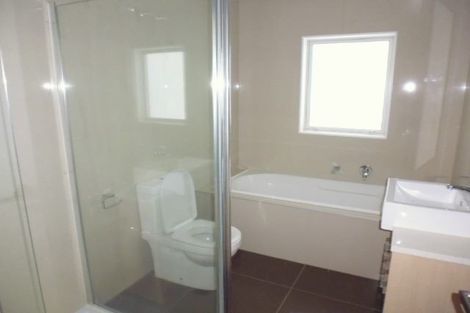 Photo of property in 13 Kereru Rise, Papakura, 2110