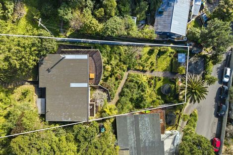 Photo of property in 40 Rona Street, Eastbourne, Lower Hutt, 5013