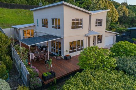 Photo of property in 13 Cheshire Place, Stoke, Nelson, 7011