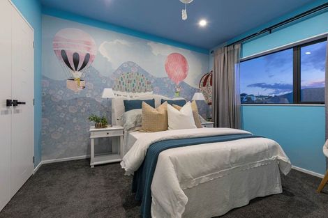 Photo of property in 11 Taraire Place, Orewa, 0931