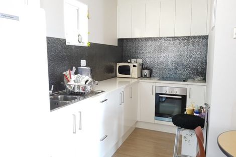 Photo of property in 254 Glamorgan Drive, Northcross, Auckland, 0630