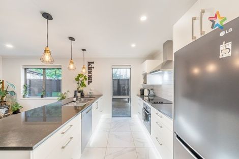 Photo of property in 2 Mooring Close, Whitby, Porirua, 5024