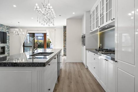Photo of property in 16 Lime Hill Rise, Flat Bush, Auckland, 2019